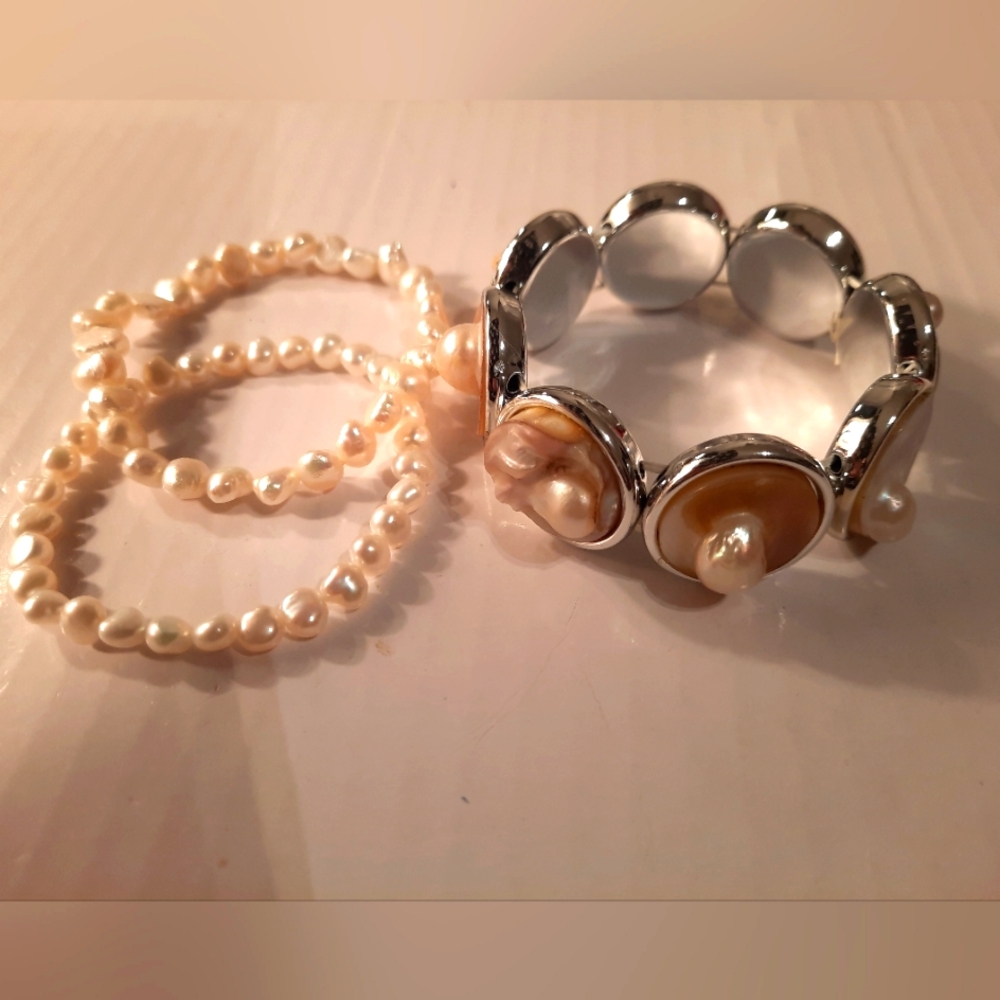 Elegant Cream Pearl Bracelet Set